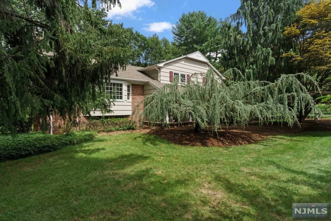 Property Photo: 73 Deerfield Terrace NJ 07430