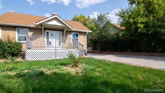 Property Photo:  1410 Clinton Street  CO 80010 