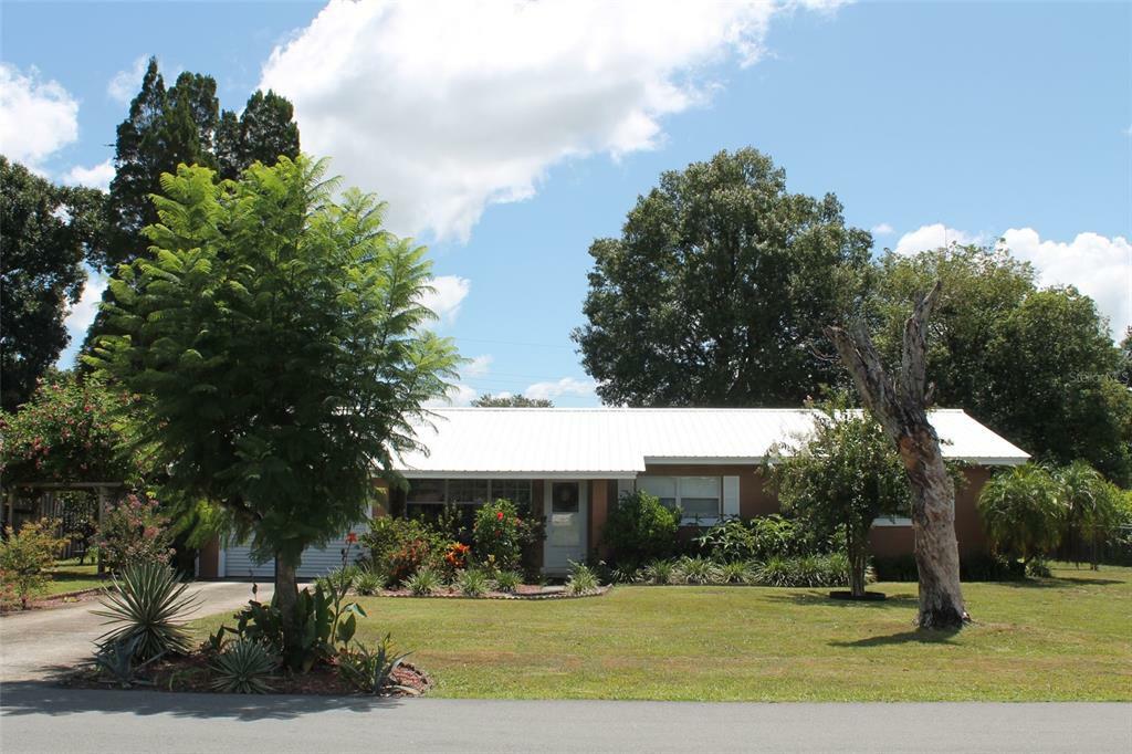 Property Photo: 4733 Avon Street FL 33859