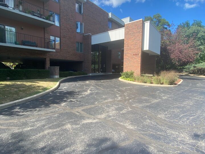 6585 Main Street 207  Downers Grove IL 60516 photo