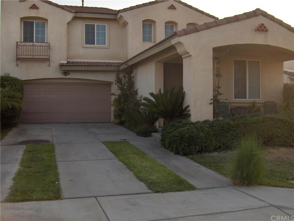 Property Photo: 1379 Alta Palma Road CA 92571