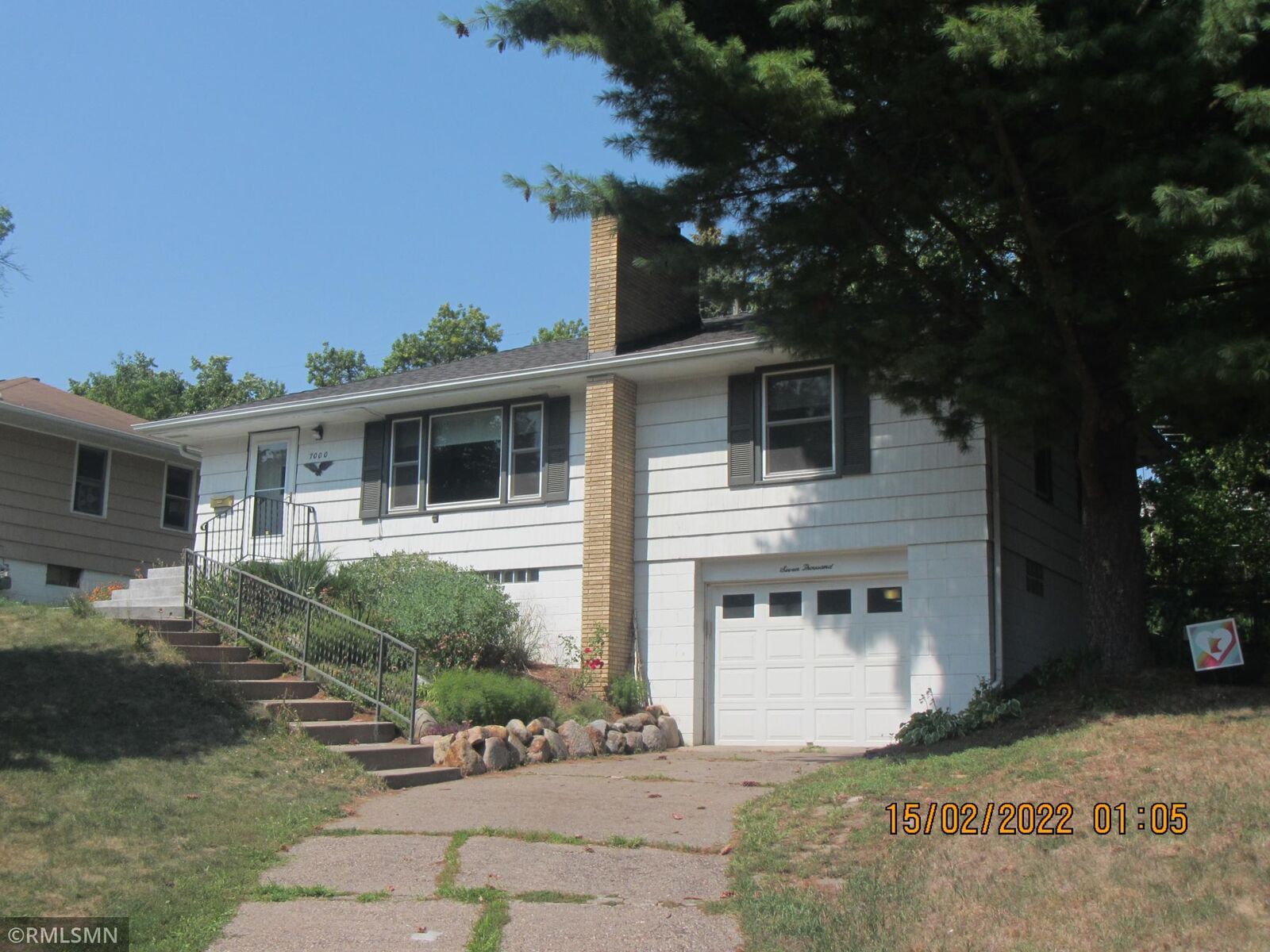 Property Photo: 7000 39th Avenue N MN 55427