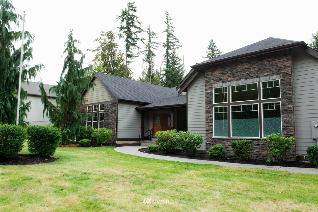 Property Photo:  9112 266th Street E  WA 98338 