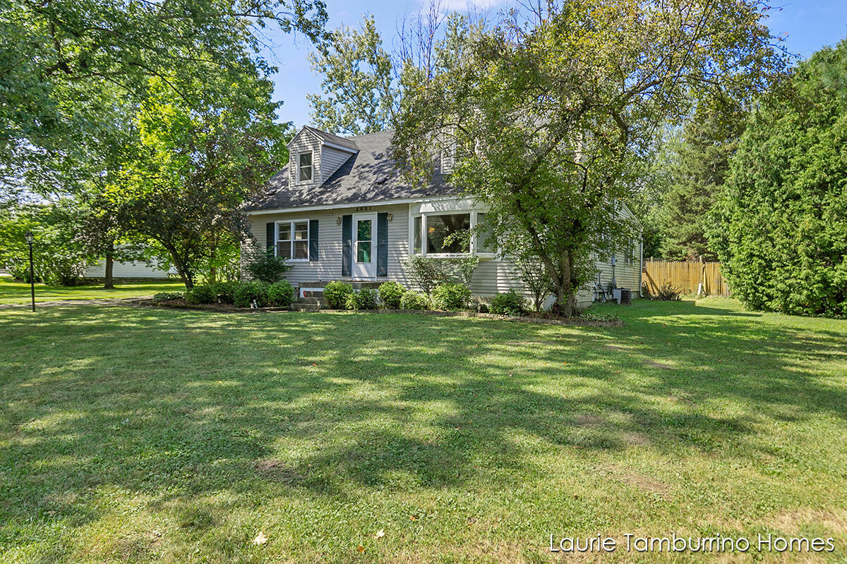 Property Photo:  2051 Nolan Avenue NW  MI 49534 