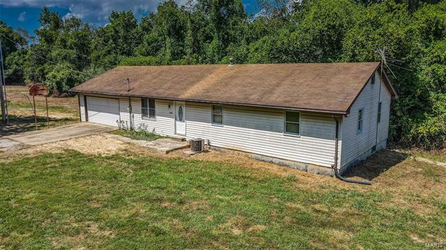 Property Photo: 6806 Watt Lane 62002