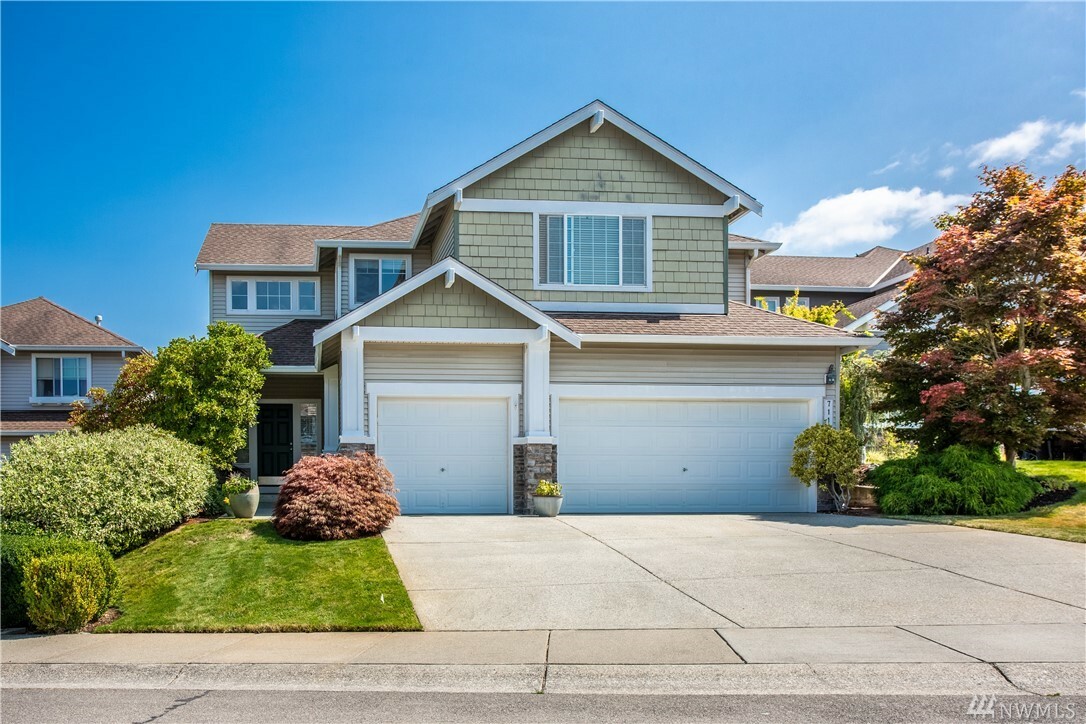 Property Photo:  7118 130th St SE  WA 98296 