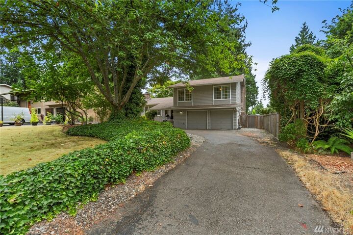 Property Photo: 2067 NE Bartre Ct WA 98370