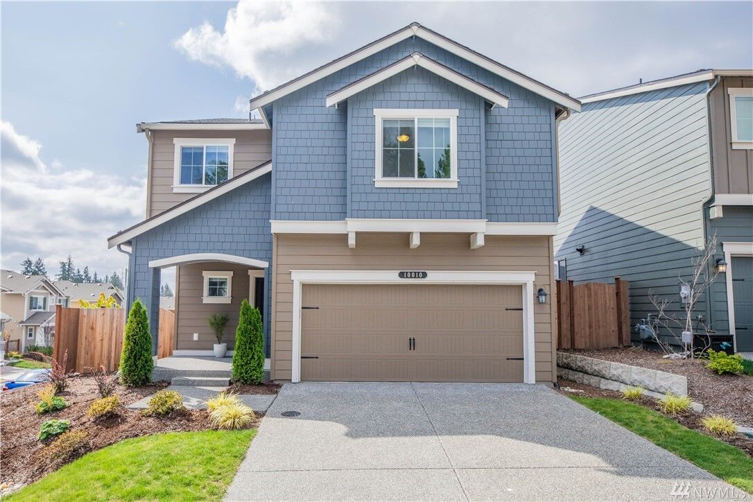 Property Photo:  10010 13th St SE  WA 98258 