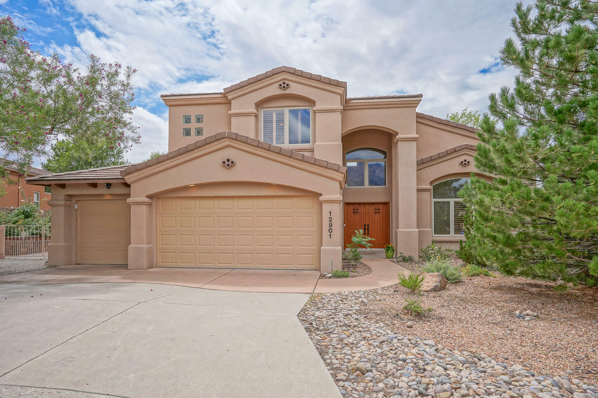 12901 Desert Moon Place NE  Albuquerque NM 87111 photo