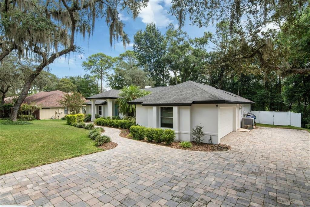 Property Photo:  3039 Temple Trail  FL 32789 