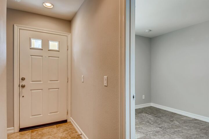 Property Photo:  2984 Beachwood Bluff Way  CA 92117 