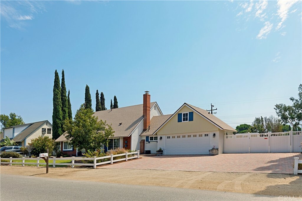 Property Photo:  3250 Kips Korner Road  CA 92860 