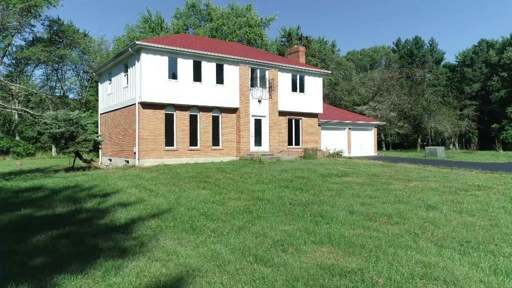 Property Photo: 10423 Deertrail Dr OH 45030