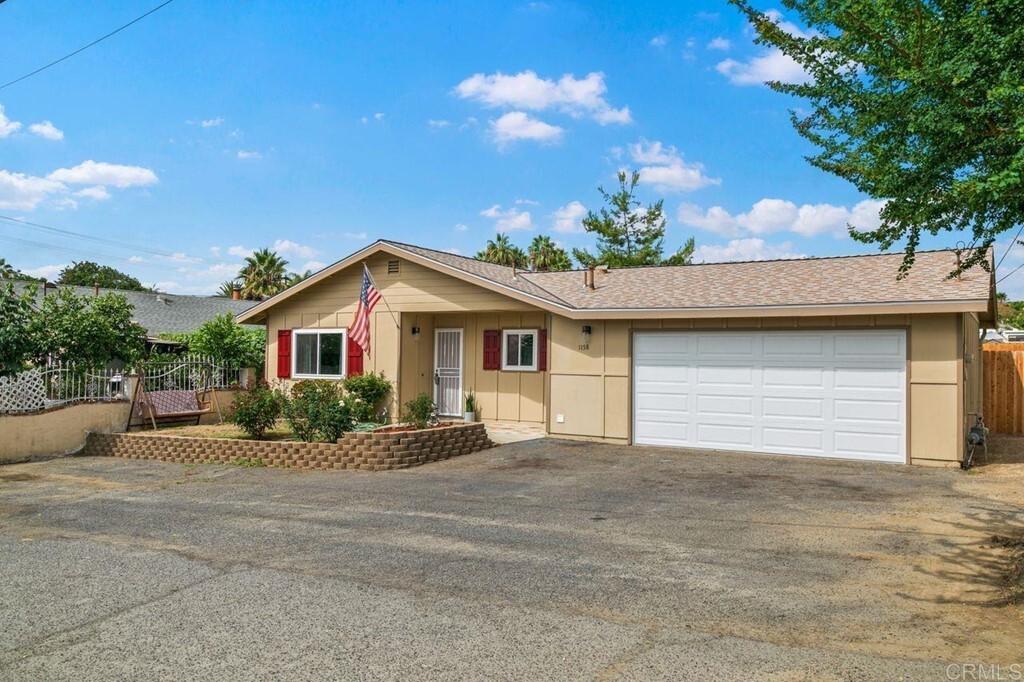 Property Photo:  1158 Mayberry Lane  CA 92083 