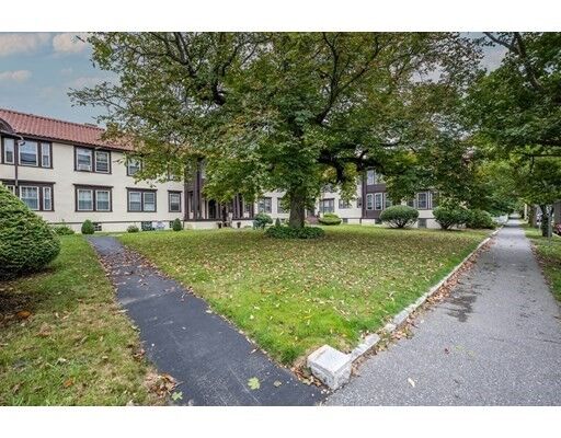 Property Photo:  100 Main St R  MA 01810 