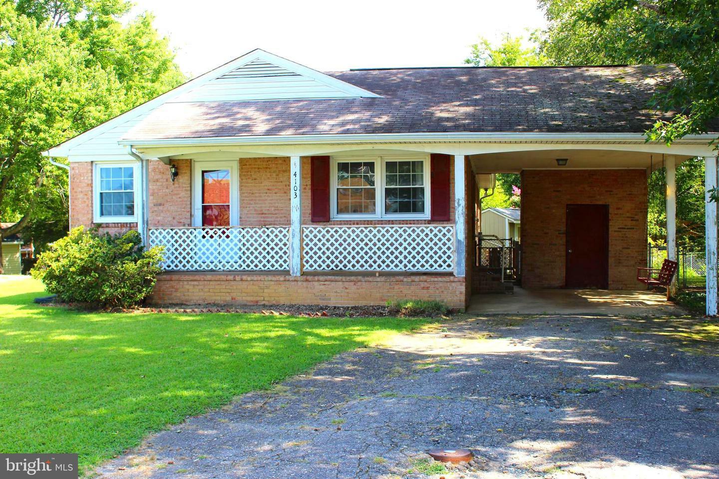 Property Photo:  4103 Redwood Circle  VA 22408 