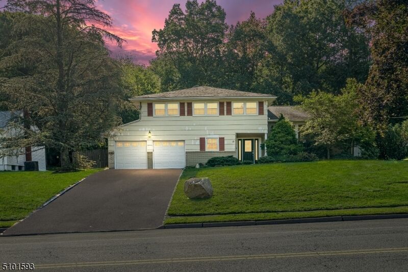 Property Photo:  17 Shrewsbury Dr  NJ 07039 