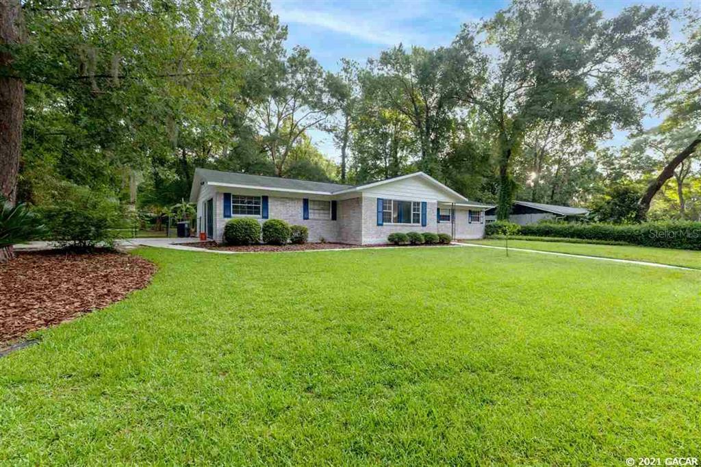 Property Photo:  3814 NW 9th Avenue  FL 32605 