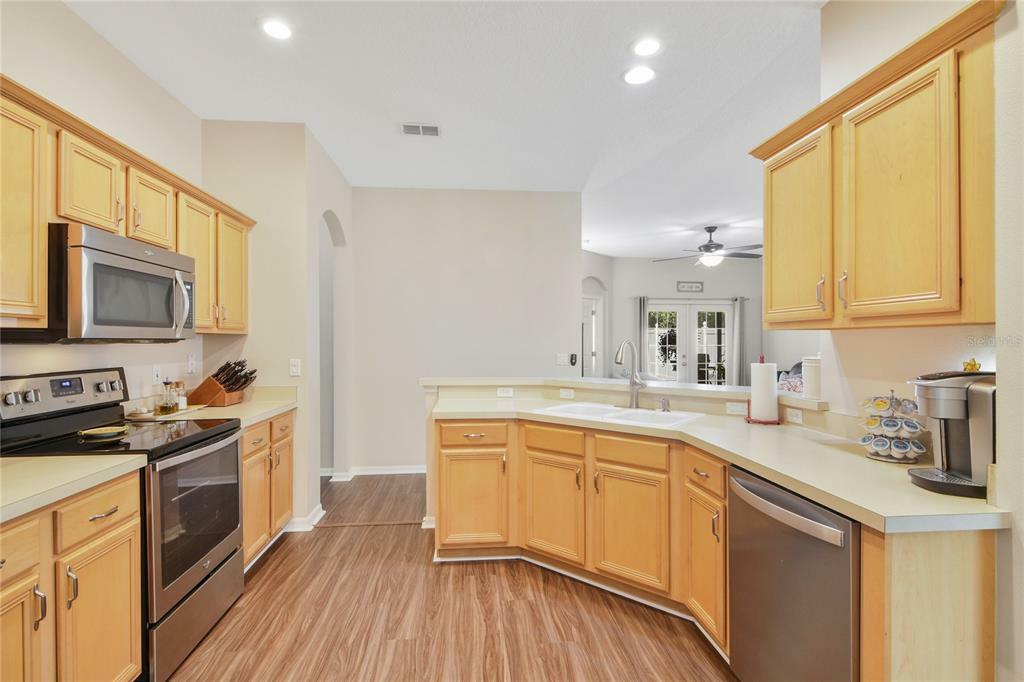 Property Photo:  6262 Lightner Drive  FL 32829 