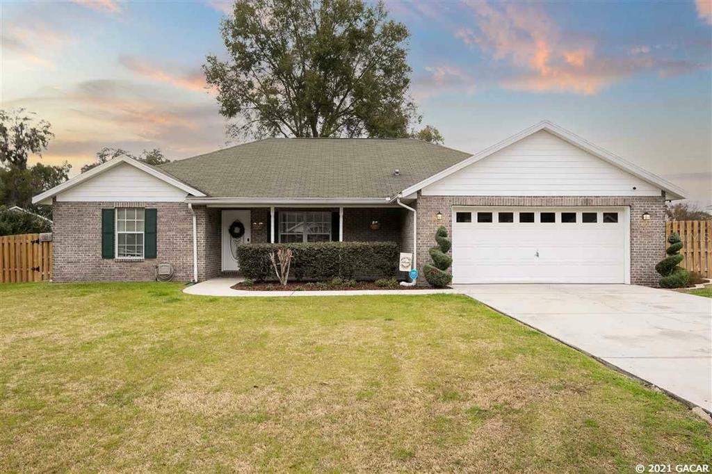 Property Photo:  25744 SW 22nd Place  FL 32669 