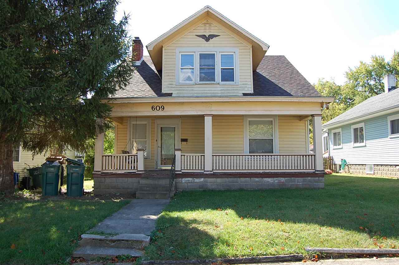 Property Photo:  609 SW A Street  IN 47374 