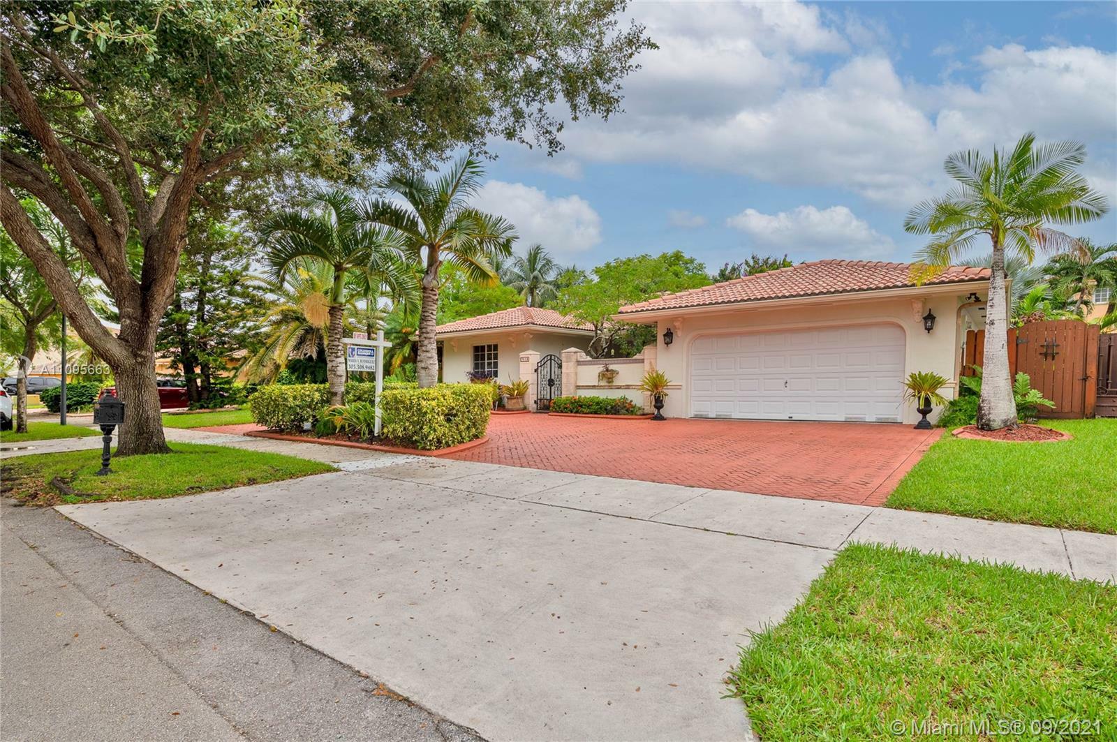 Property Photo: 7819 NW 166th Ter FL 33016