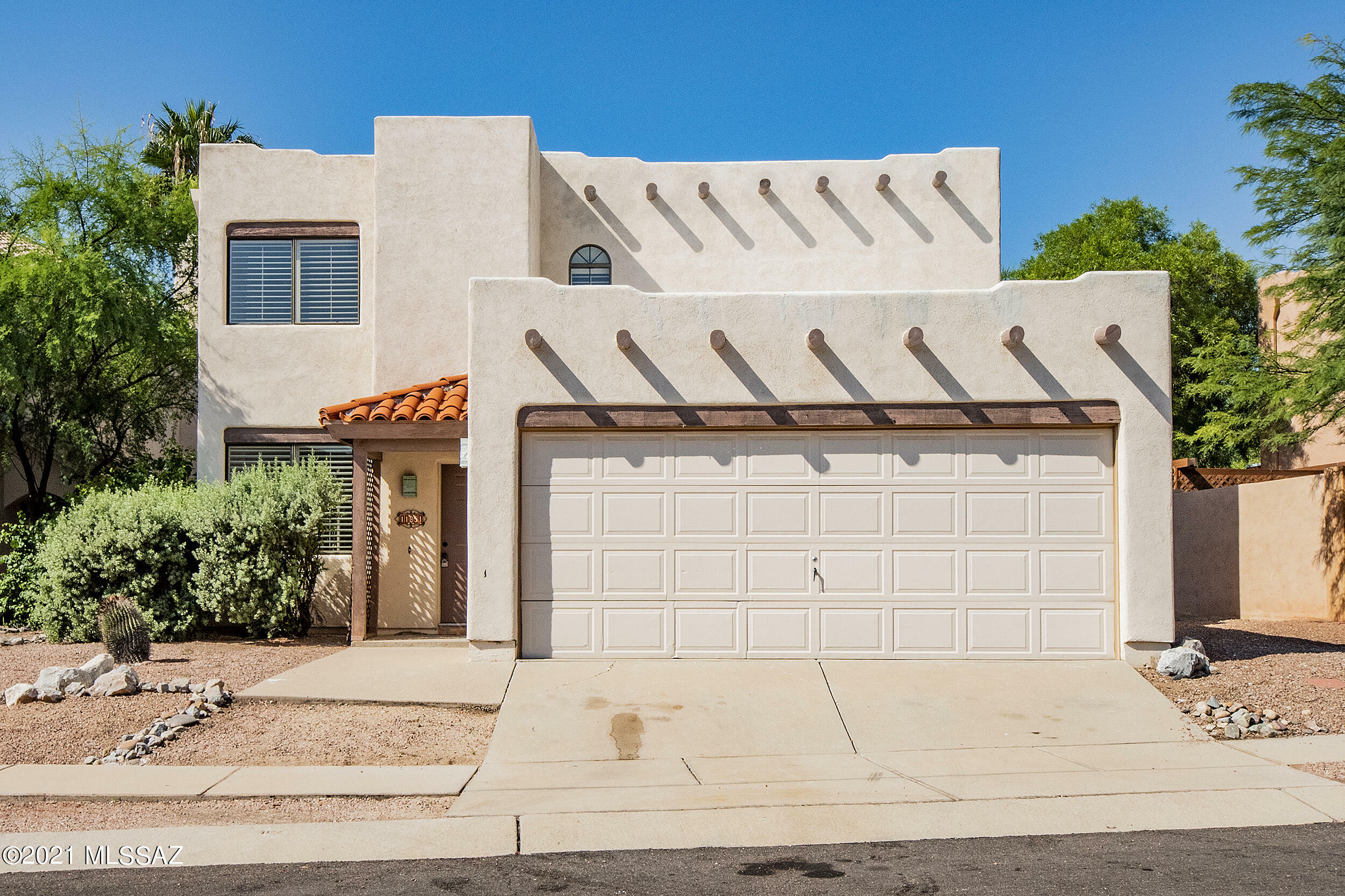 Property Photo:  11851 N Desert Slopes Way  AZ 85737 