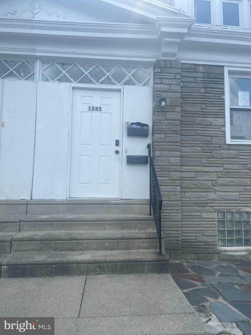 Property Photo:  1245 Empire Avenue  NJ 08103 