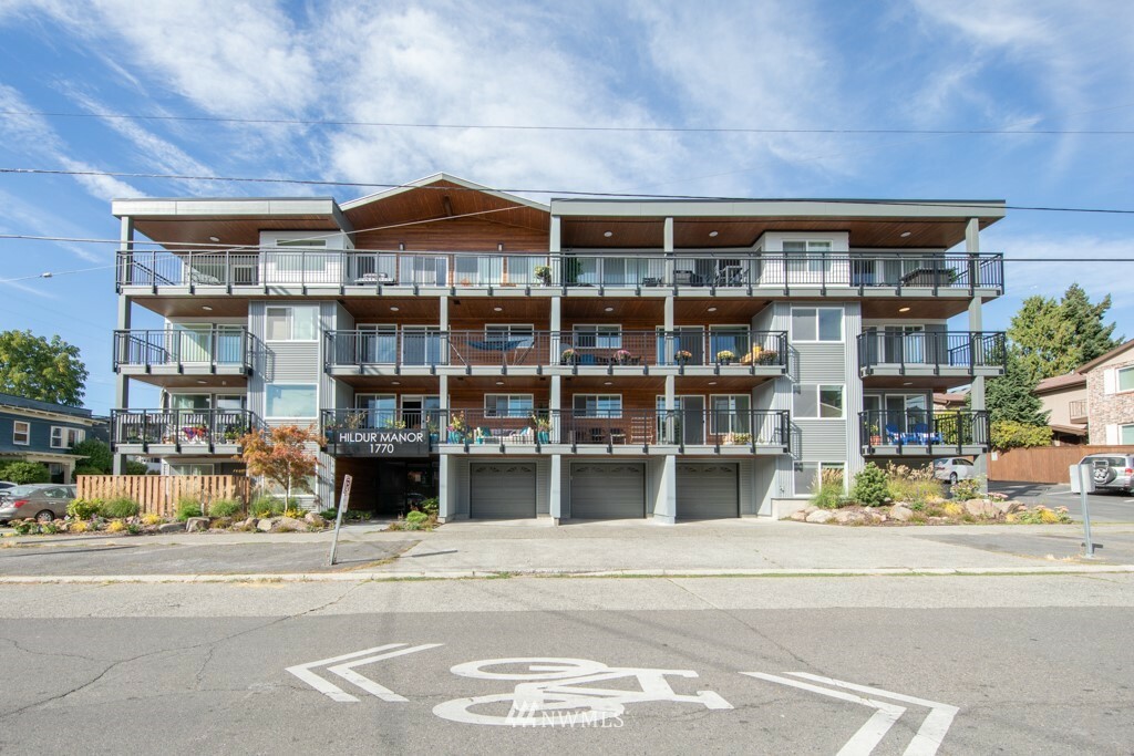 Property Photo:  1770 NW 58th Street 221  WA 98107 