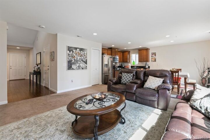 Property Photo: 322 200th St SW WA 98036