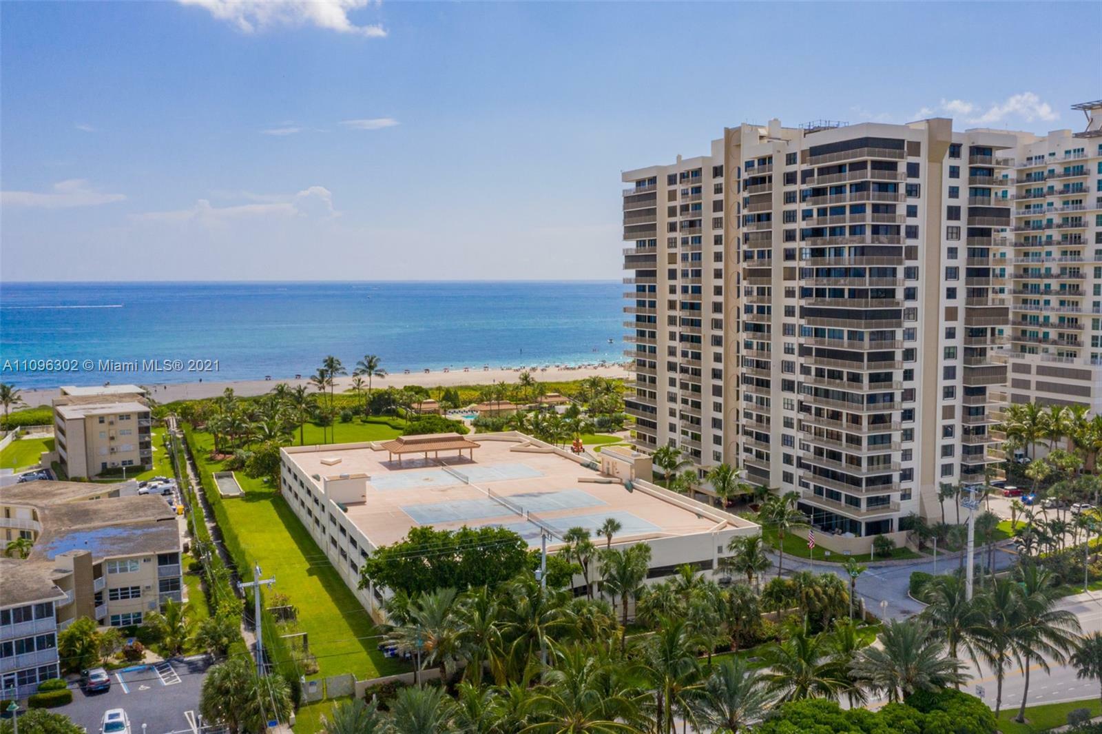 Property Photo:  3400 N Ocean Dr 1906  FL 33404 