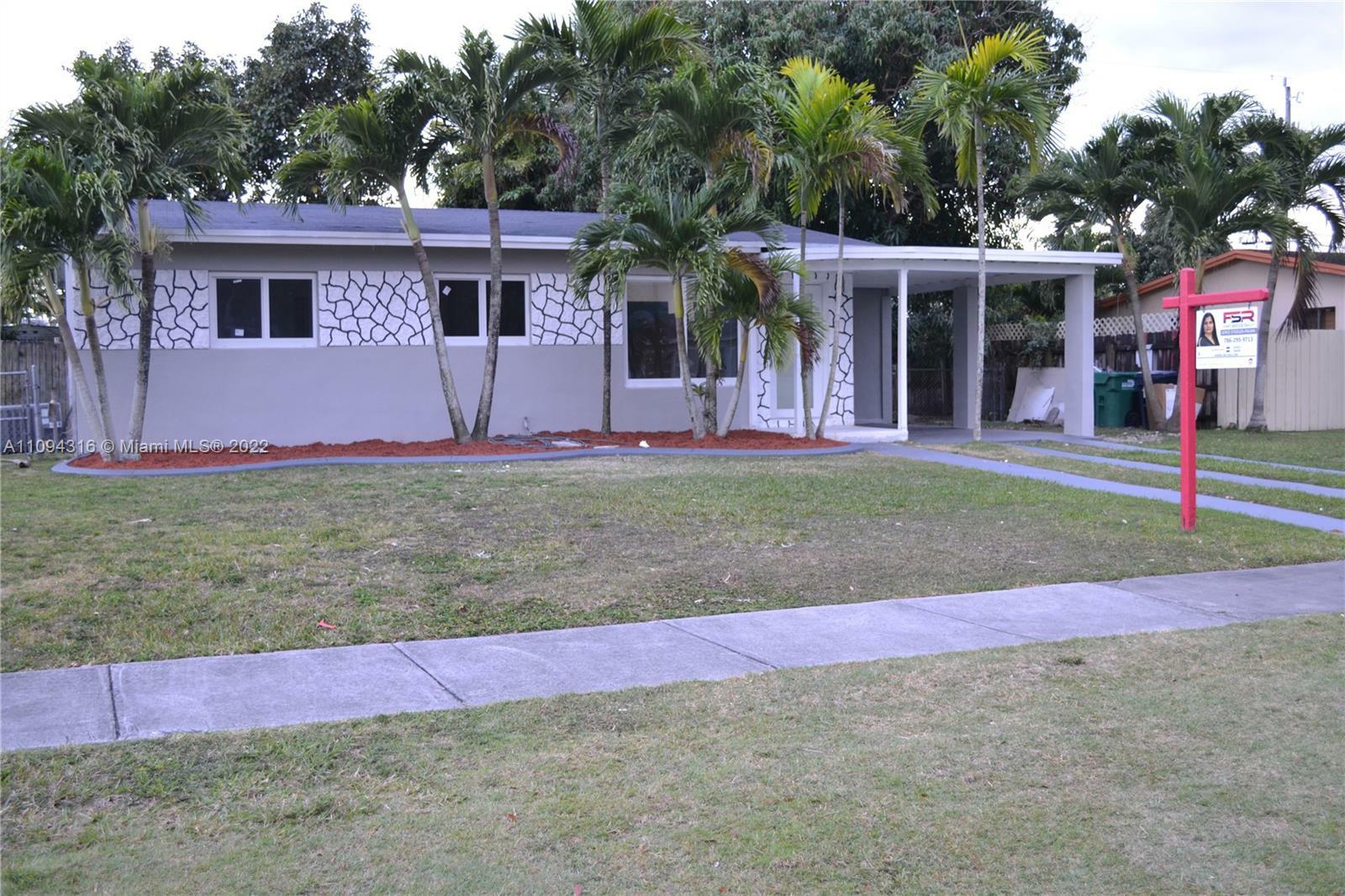 Property Photo:  11840 SW 186th St  FL 33177 