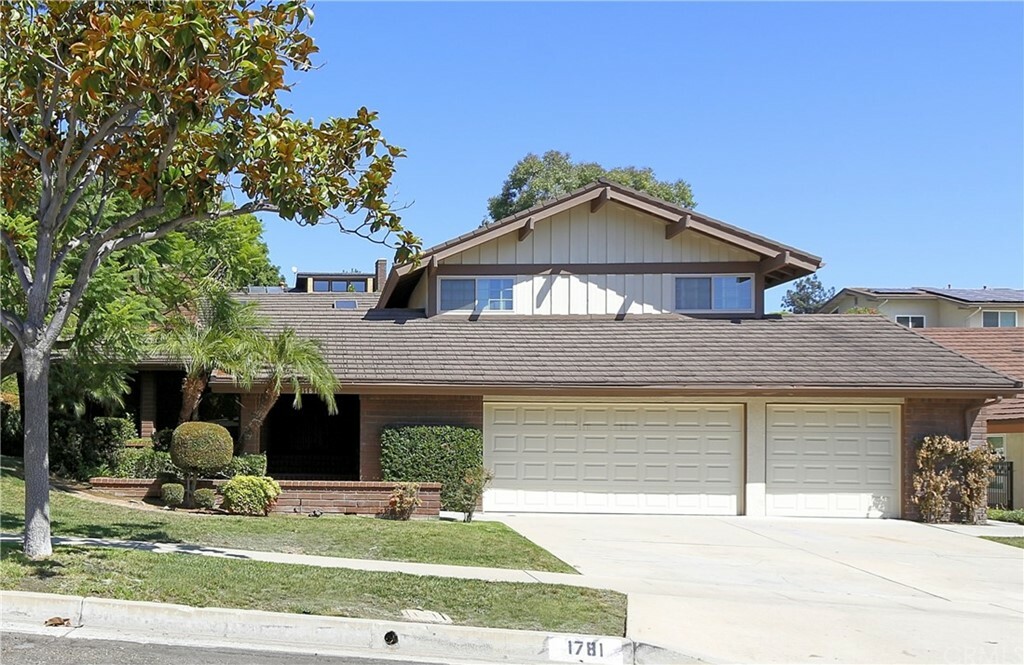 Property Photo:  1781 N Mountain View Place  CA 92831 