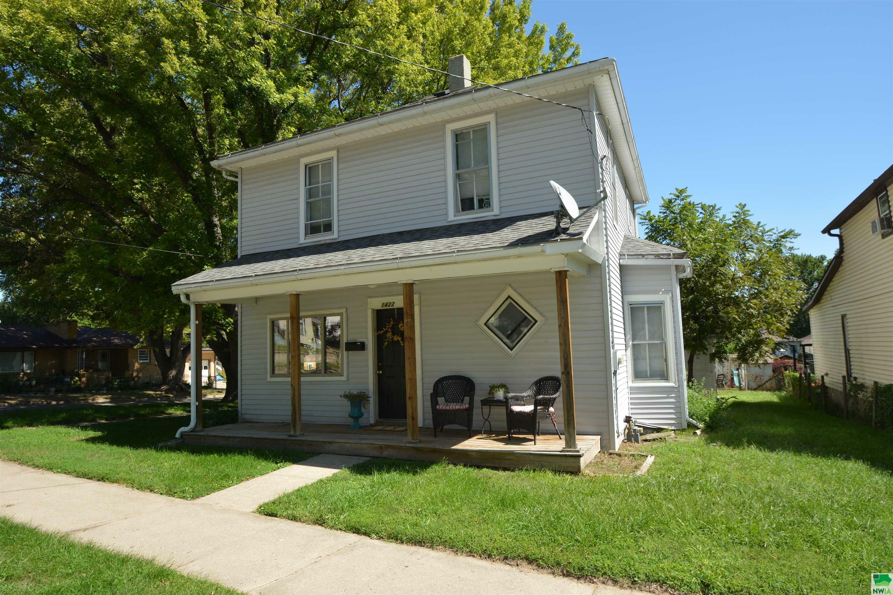 Property Photo:  1422 Isabella St  IA 51103 