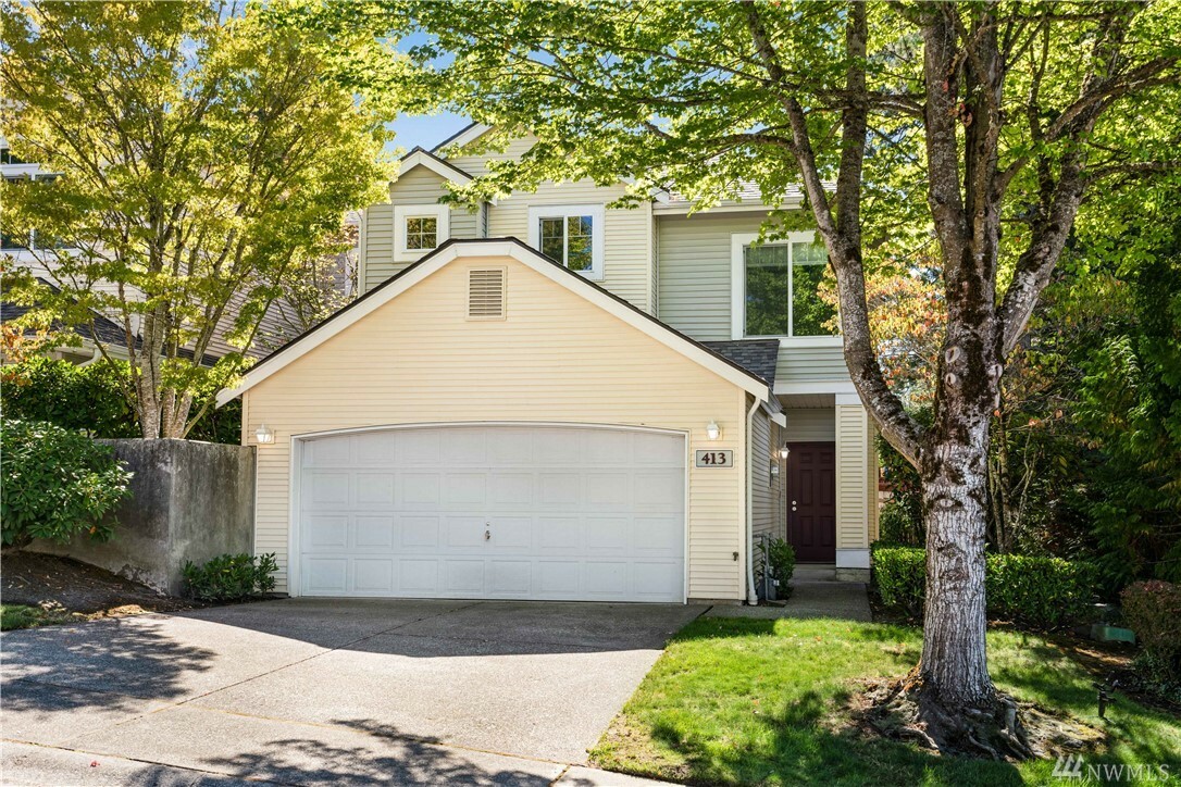 Property Photo:  413 S 47th St 413  WA 98055 