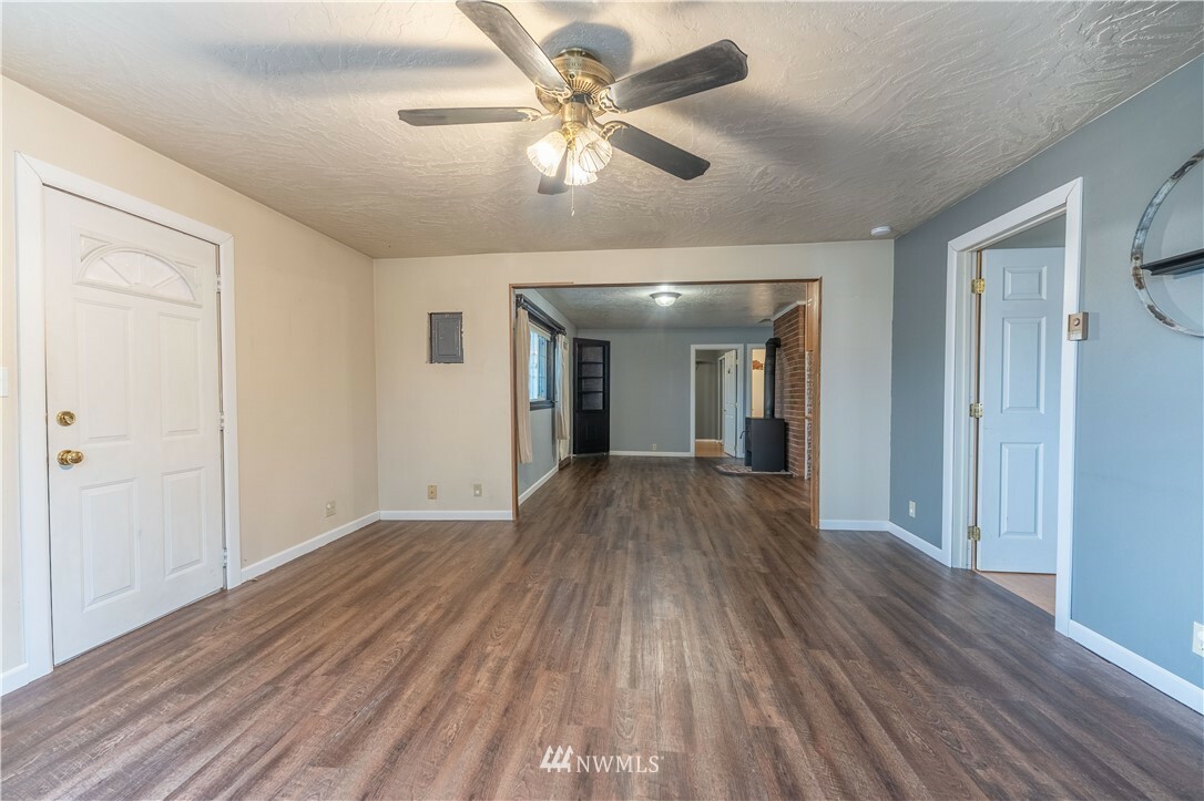 Property Photo: 4475 NW Cascade Avenue WA 98802
