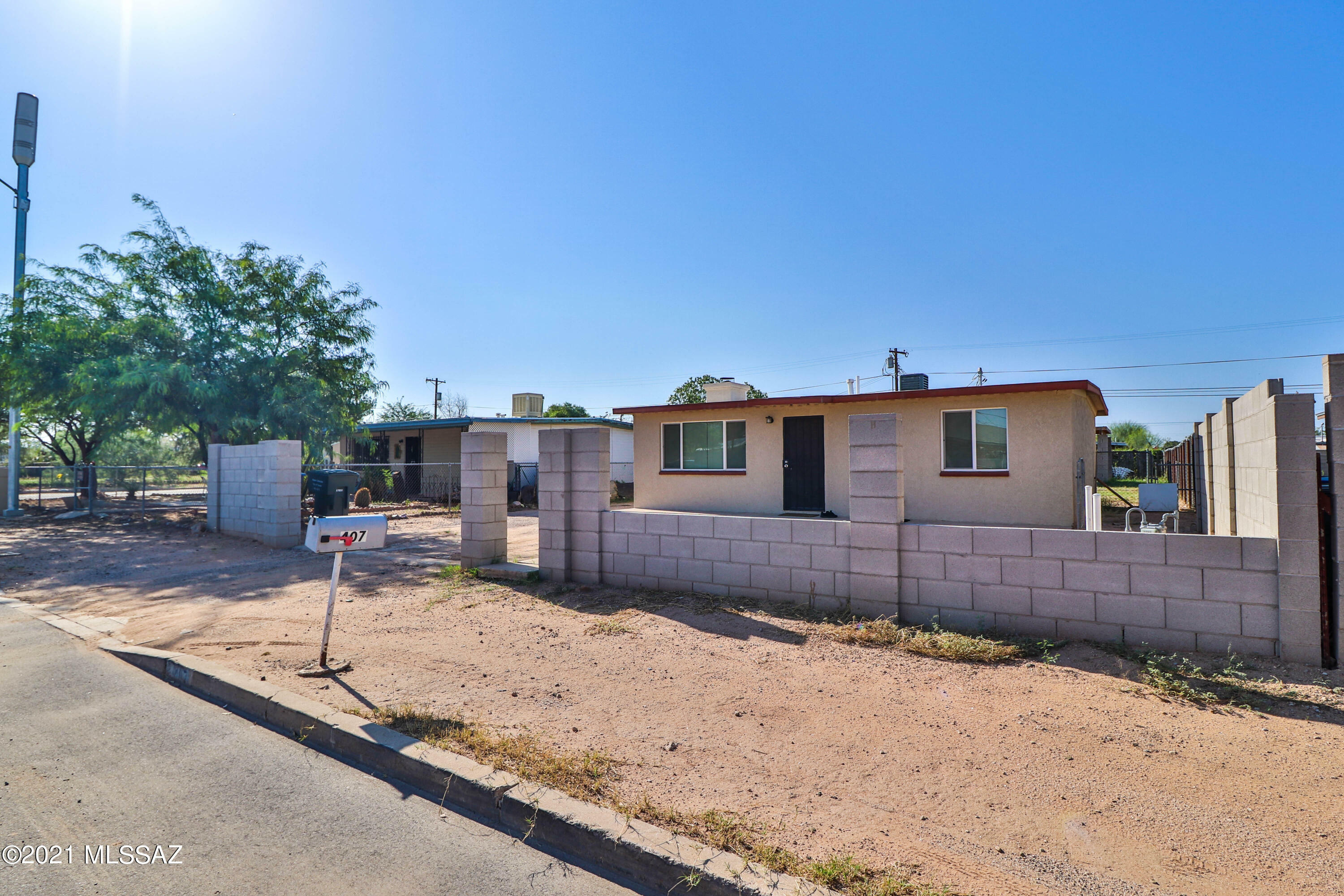 Property Photo:  407 W District Street  AZ 85714 