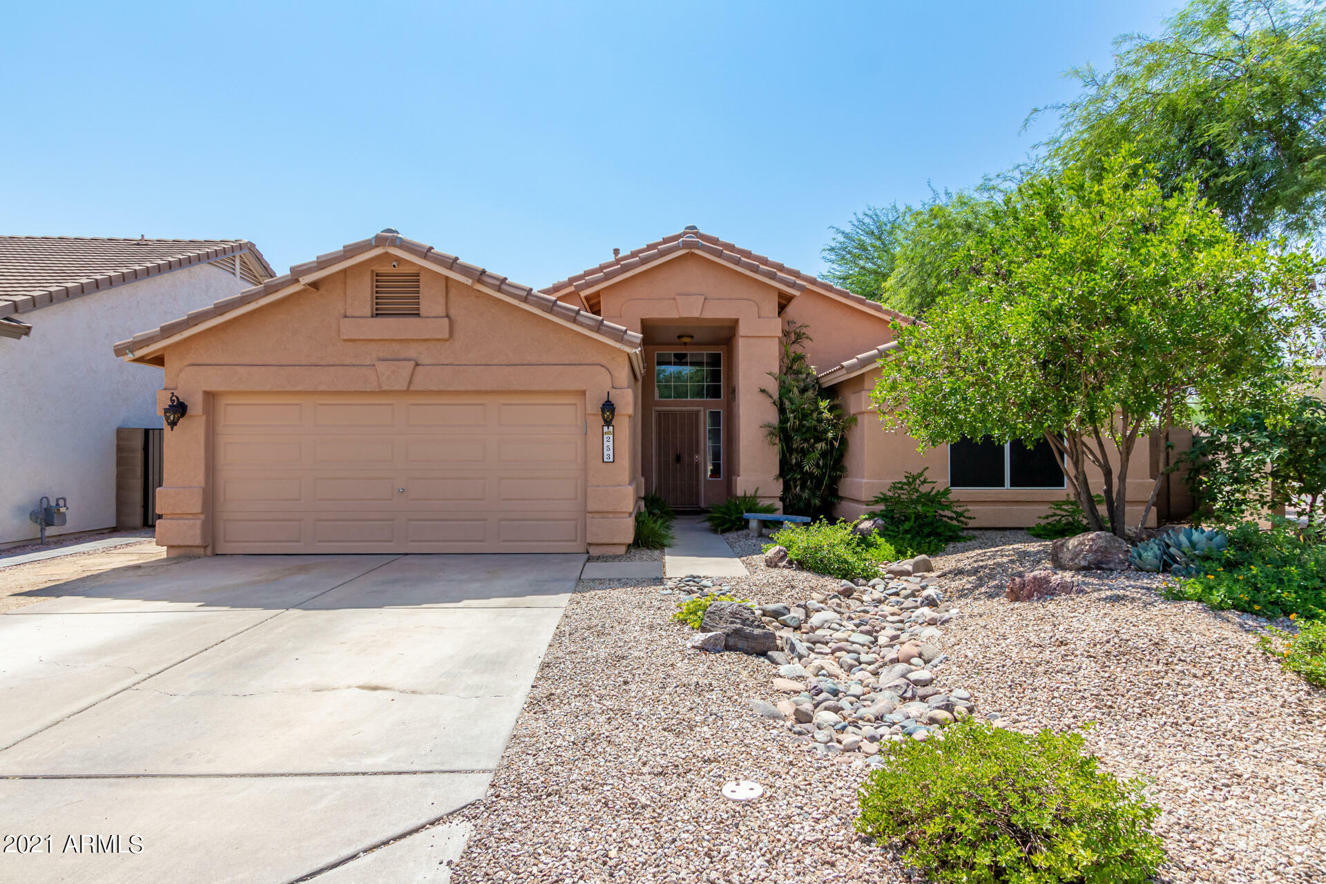 Property Photo:  253 E Nunneley Road  AZ 85296 