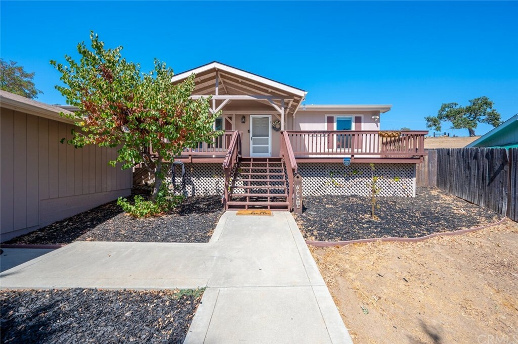 Property Photo:  4110 Quarterhorse Way  CA 93446 