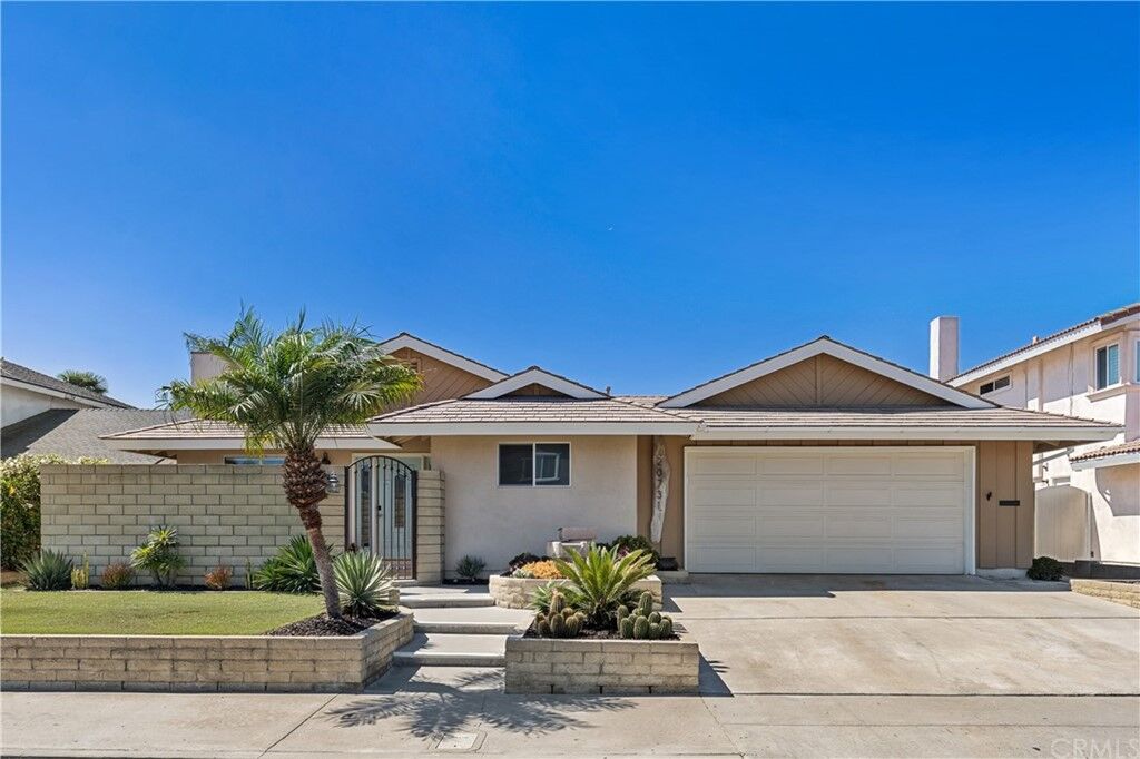 Property Photo:  20731 Spindrift Lane  CA 92646 