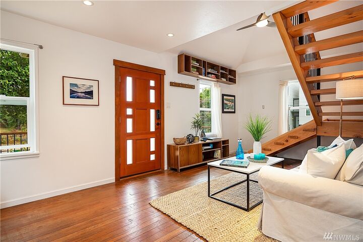 Property Photo: 6503 Jones Ave NW WA 98117