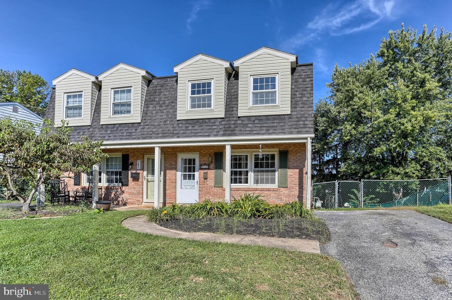 Property Photo:  739 Colonial Avenue  PA 17403 