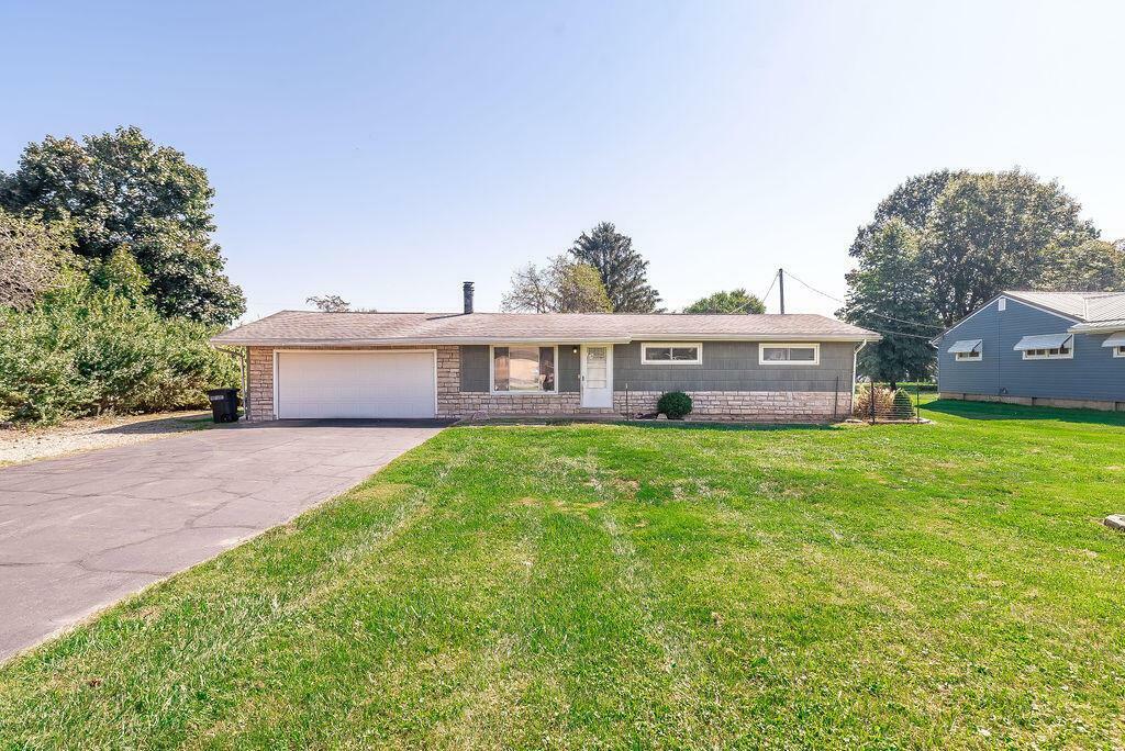 Property Photo: 1216 Liberty Drive OH 43056
