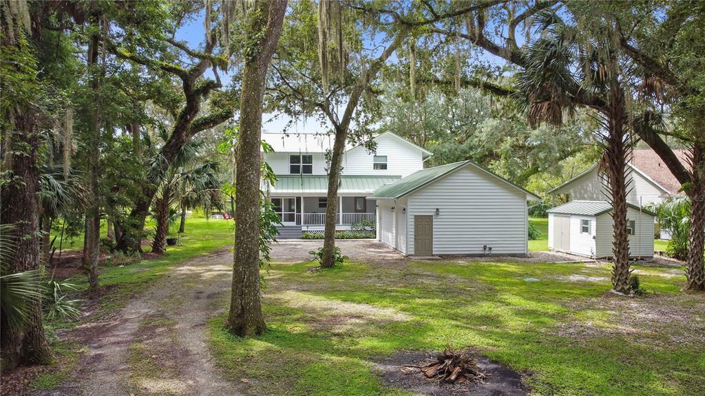 Property Photo:  624 E Old Mill Drive  FL 32713 