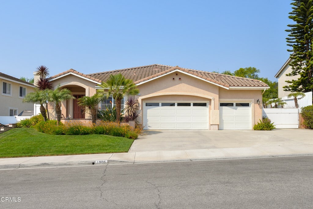 Property Photo:  1905 Baja Vista Way  CA 93010 