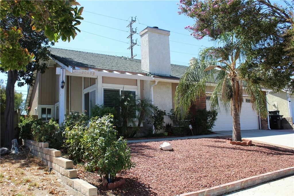 Property Photo:  20638 Lemmer Street  CA 91311 