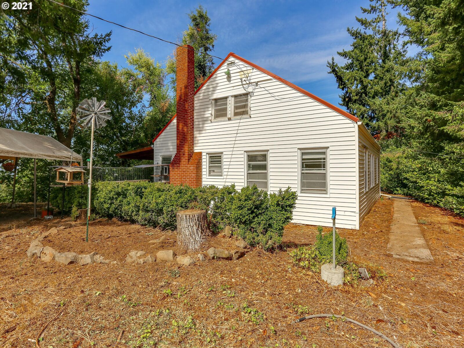 Property Photo:  33025 NE Old Parrett Mountain Rd  OR 97132 