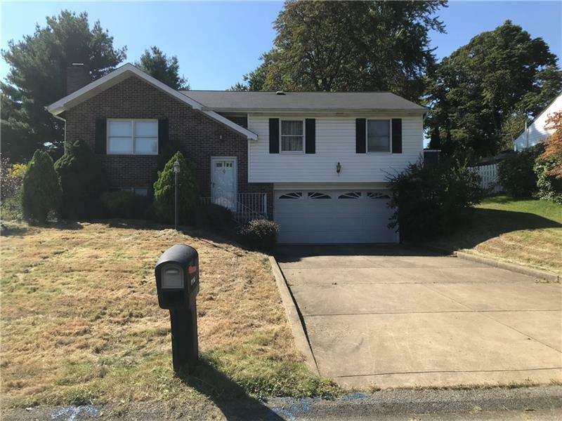 Property Photo: 204 Fairview Dr PA 15642