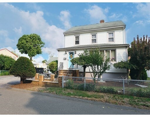 Property Photo: 8 Wolcott Rd MA 01906