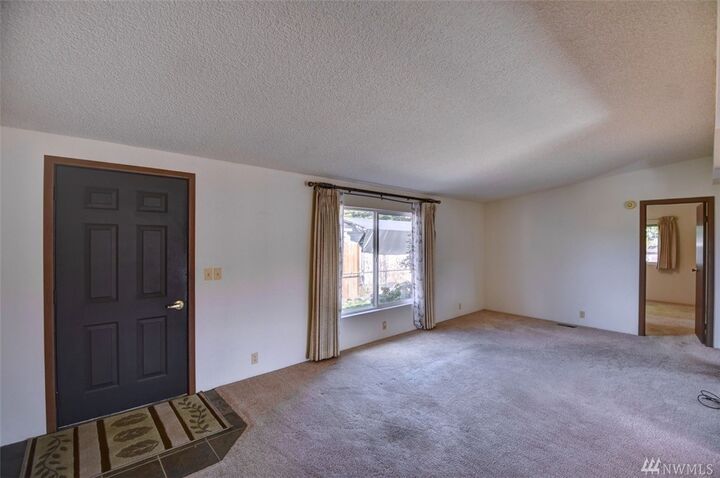 Property Photo: 5218 Chelan Lane SE WA 98503